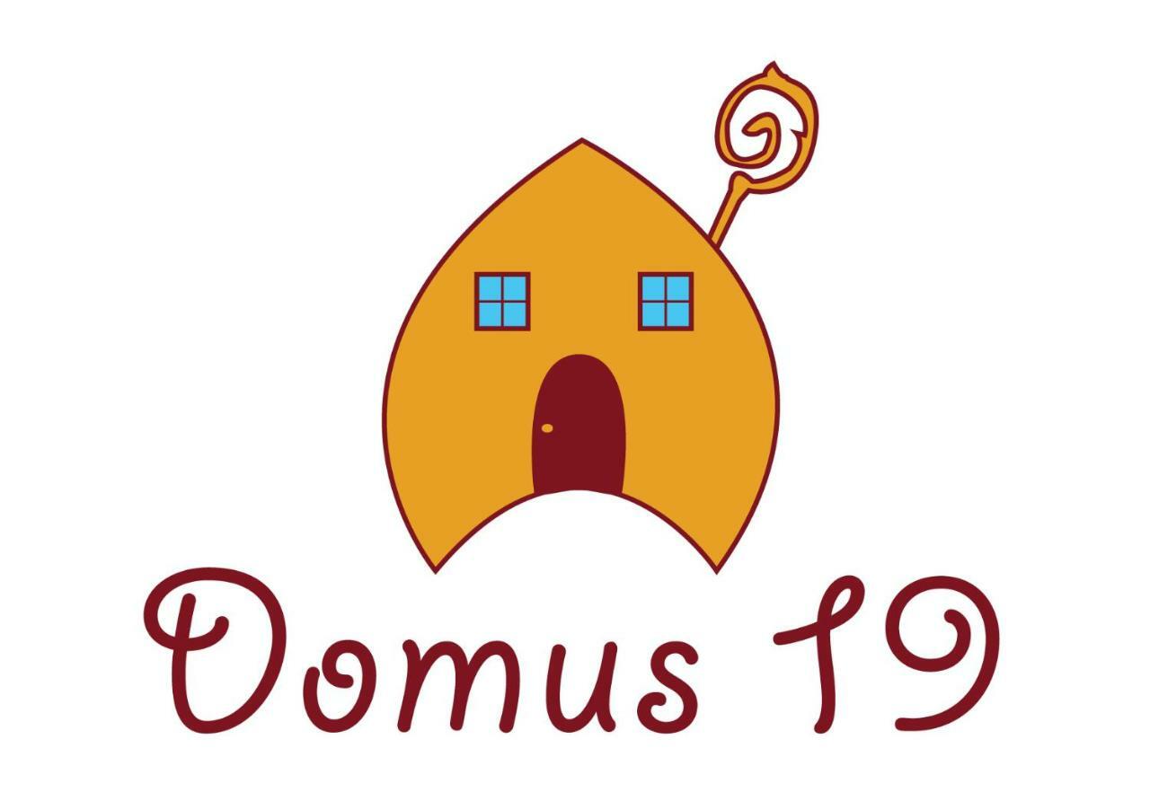 מלון נאפולי Domus 19 מראה חיצוני תמונה